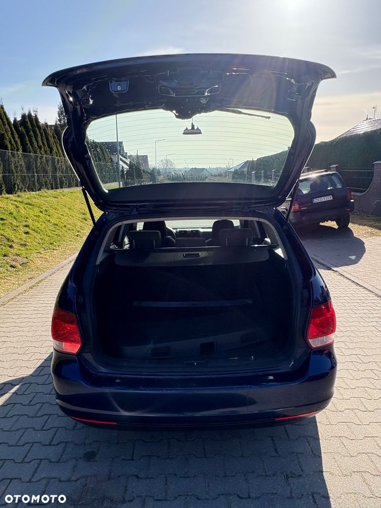 Volkswagen Golf 2.0 TDI DPF Comfortline - 9