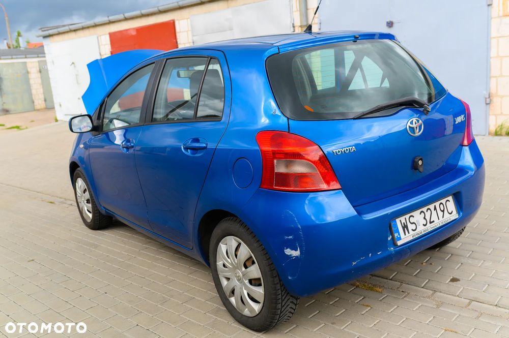 Toyota Yaris 1.3 Terra Gold - 7