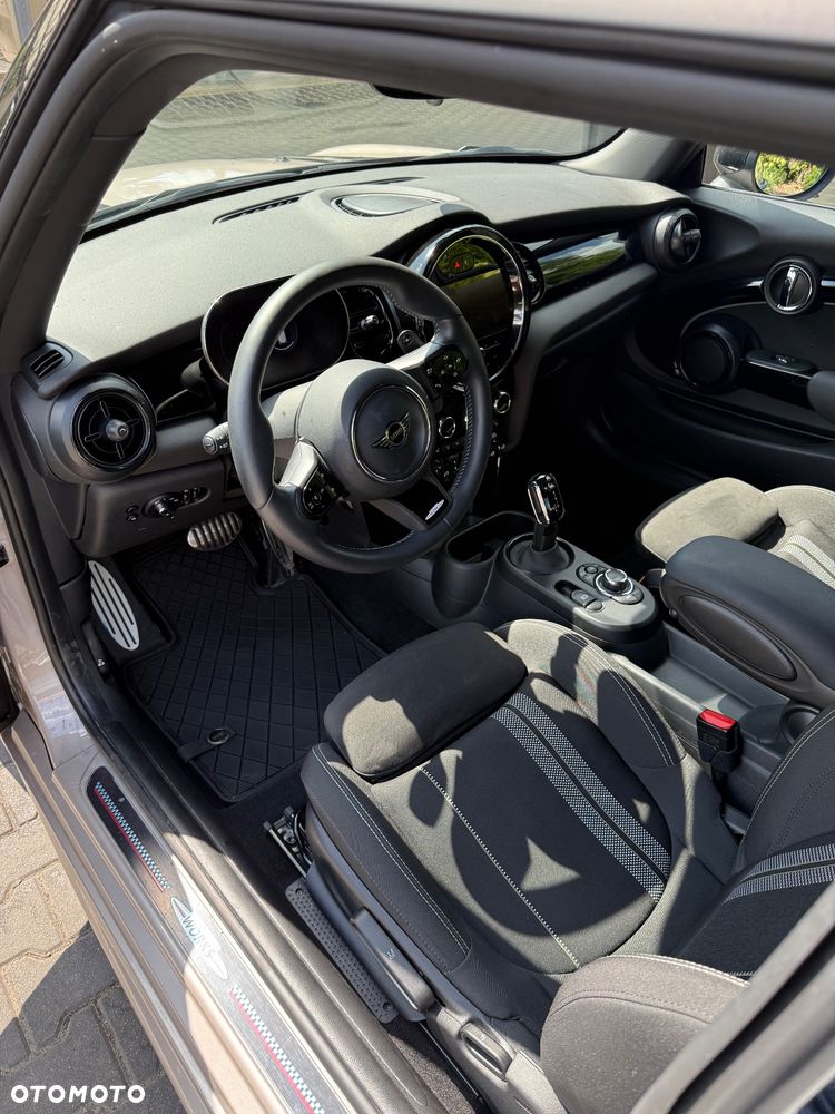 MINI Cooper S John Works Trim sport - 7