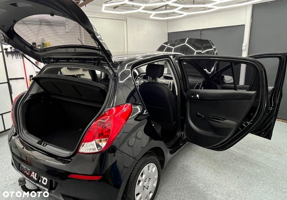Hyundai i20 - 32