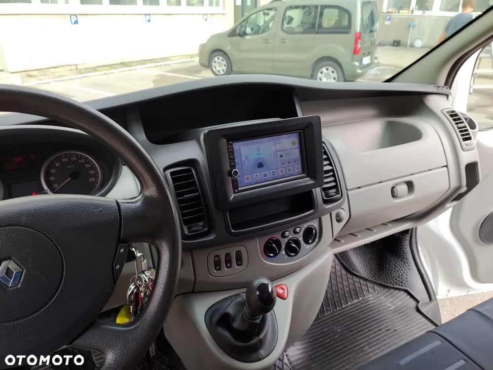 Opel Vivaro L2H2 kamper z łazienka,kuchnia,toaleta - 35