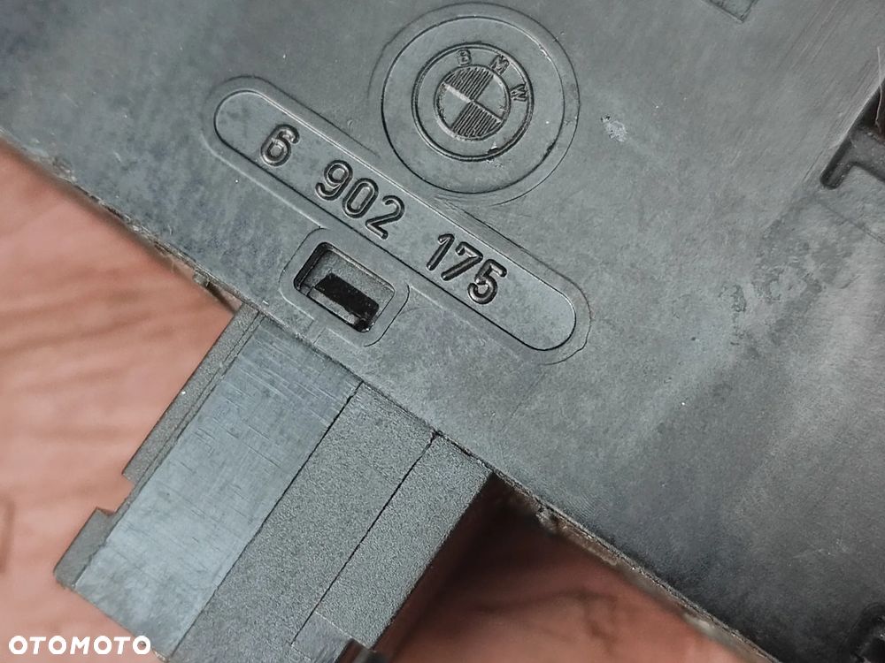 BMW E46 COUPE / COMPACT ORYGINALNE PRZEŁĄCZNIKI STEROWANIA SZYBAMI POD 4xELEKTRYCZNE SZYBY 2 UCHYLNE  EUROPA O NR. 61 31 6 902 175 / 61 31 8 381 509 OEM W BARDZO DOBRYM STANIE - 15