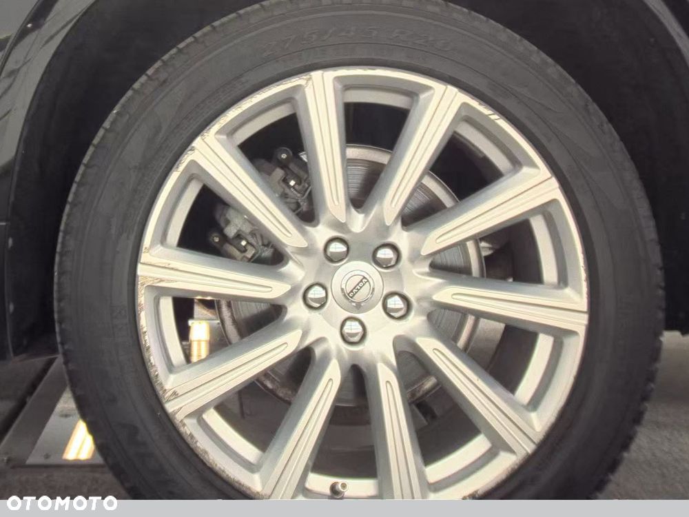 Volvo XC 90 - 21
