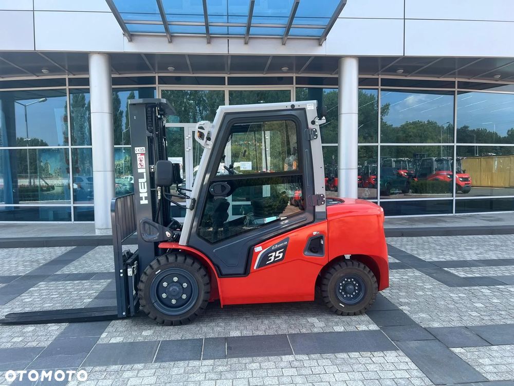 Heli CPCD35-KU24RG3 Diesel 3500 kg Triplex 4,7 Kabina Nowy Kubota