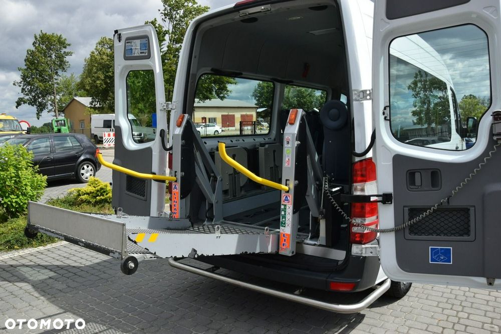 Mercedes-Benz Sprinter - 21
