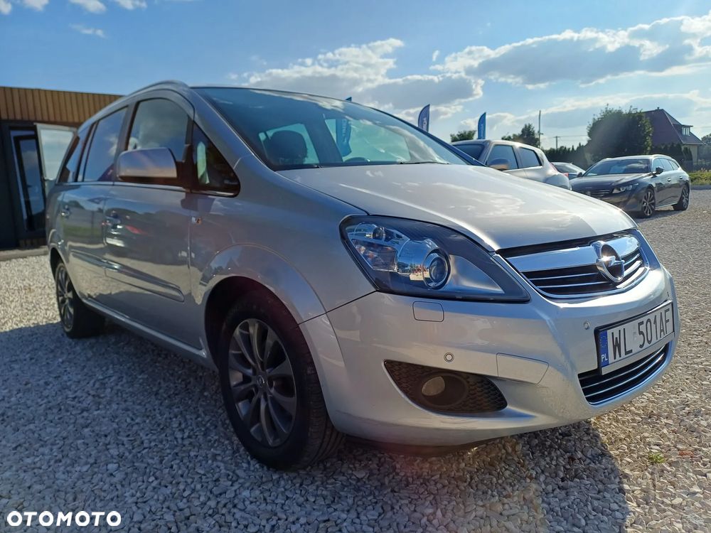 Opel Zafira 1.8 Family Plus