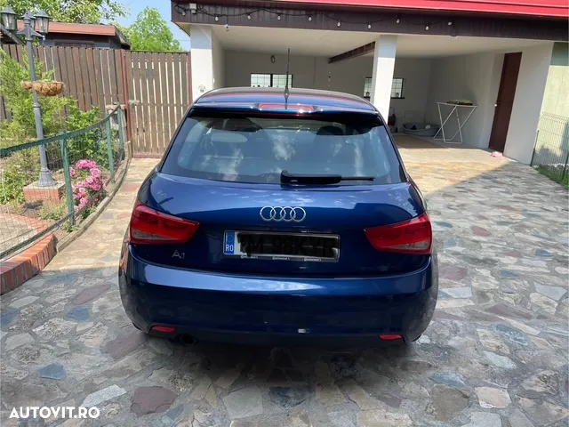 Audi A1 1.6 TDI S line edition - 2