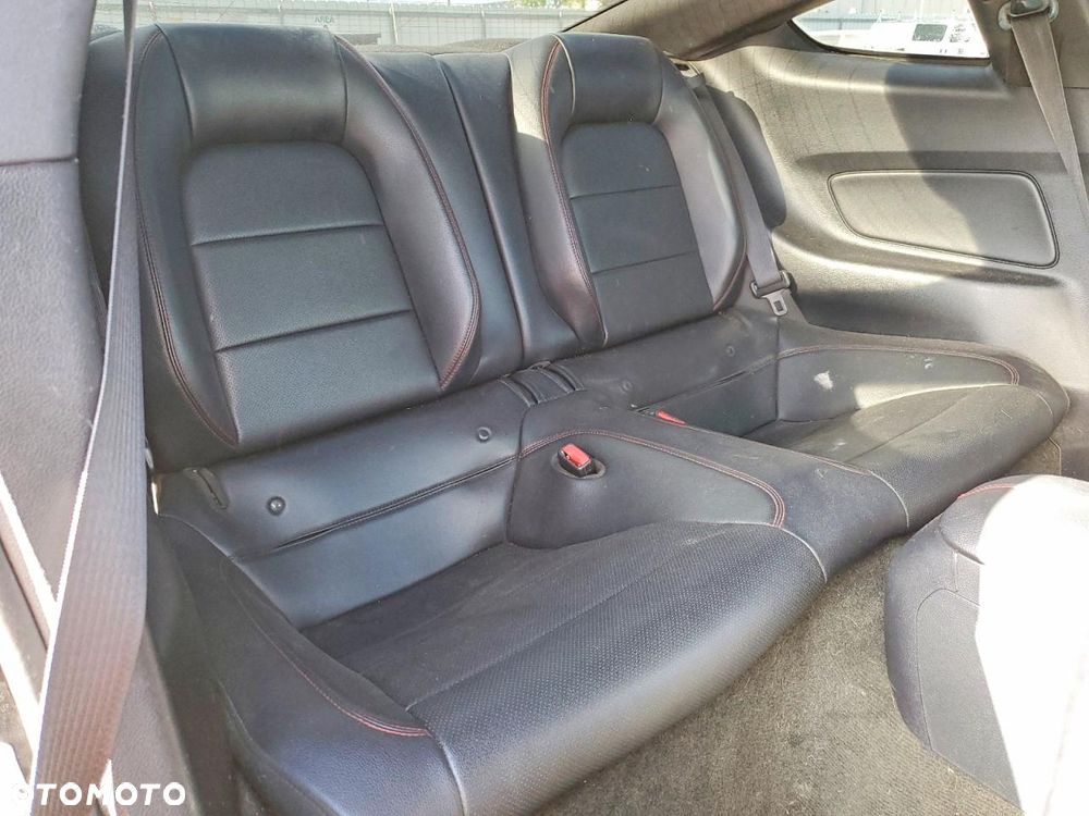 Ford Mustang 2.3 EcoBoost - 9