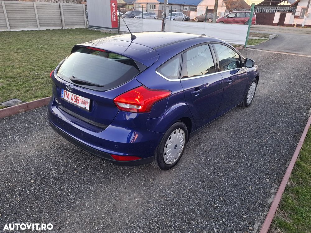 Ford Focus 1.5 TDCi ECOnetic 88g Start-Stopp-Sy Titanium - 4