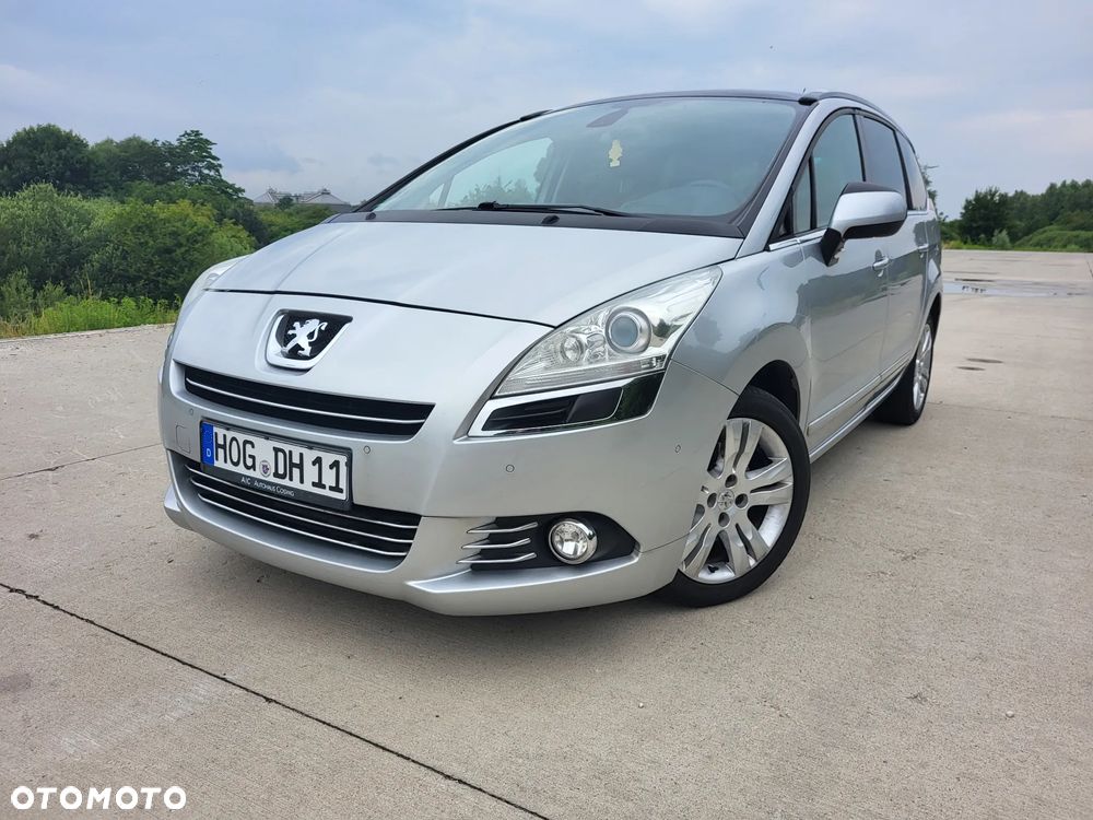 Peugeot 5008 - 8