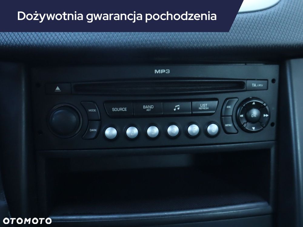 Peugeot 207 - 17