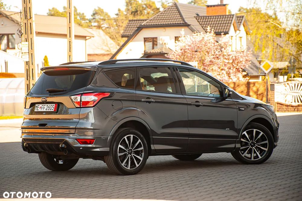 Ford Kuga 2.0 TDCi 4x4 ST-Line - 11