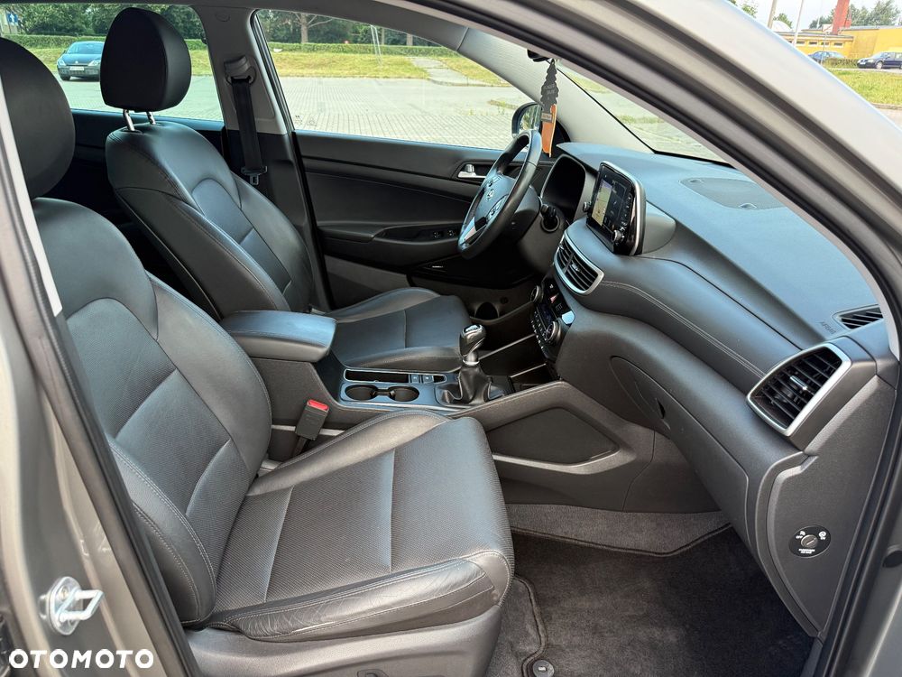 Hyundai Tucson 1.6 CRDi Comfort 2WD - 19