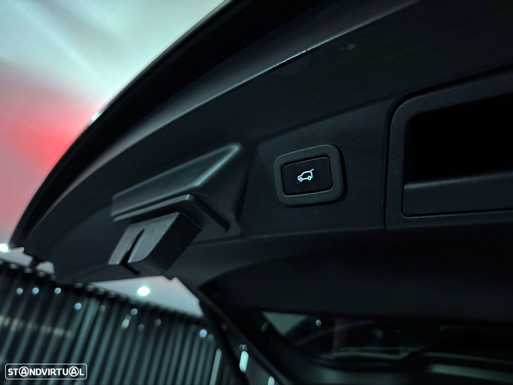 Land Rover Range Rover Velar 3.0 D300 AWD R-Dynamic HSE - 52