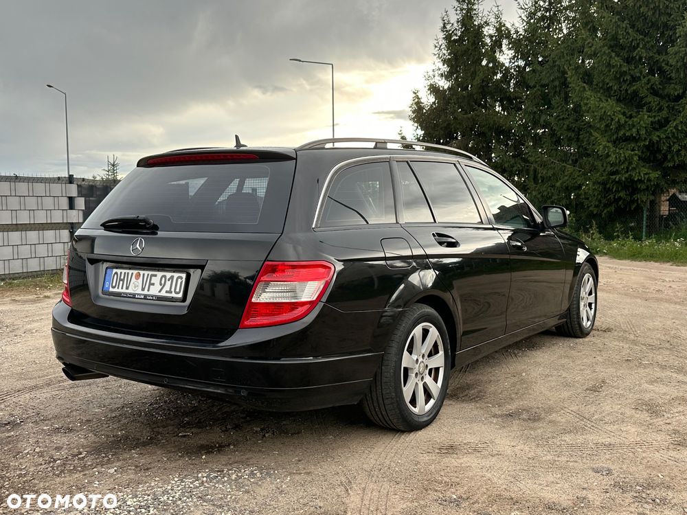 Mercedes-Benz Klasa C 220 CDI Classic - 11
