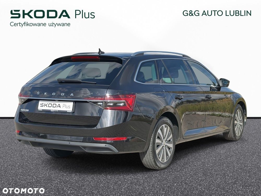 Skoda Superb 2.0 TDI SCR Style DSG - 6