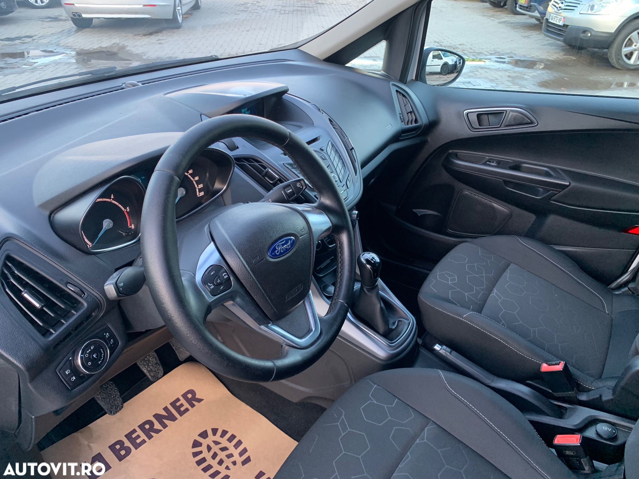 Ford B-Max 1.5 TDCi Ambiente - 15