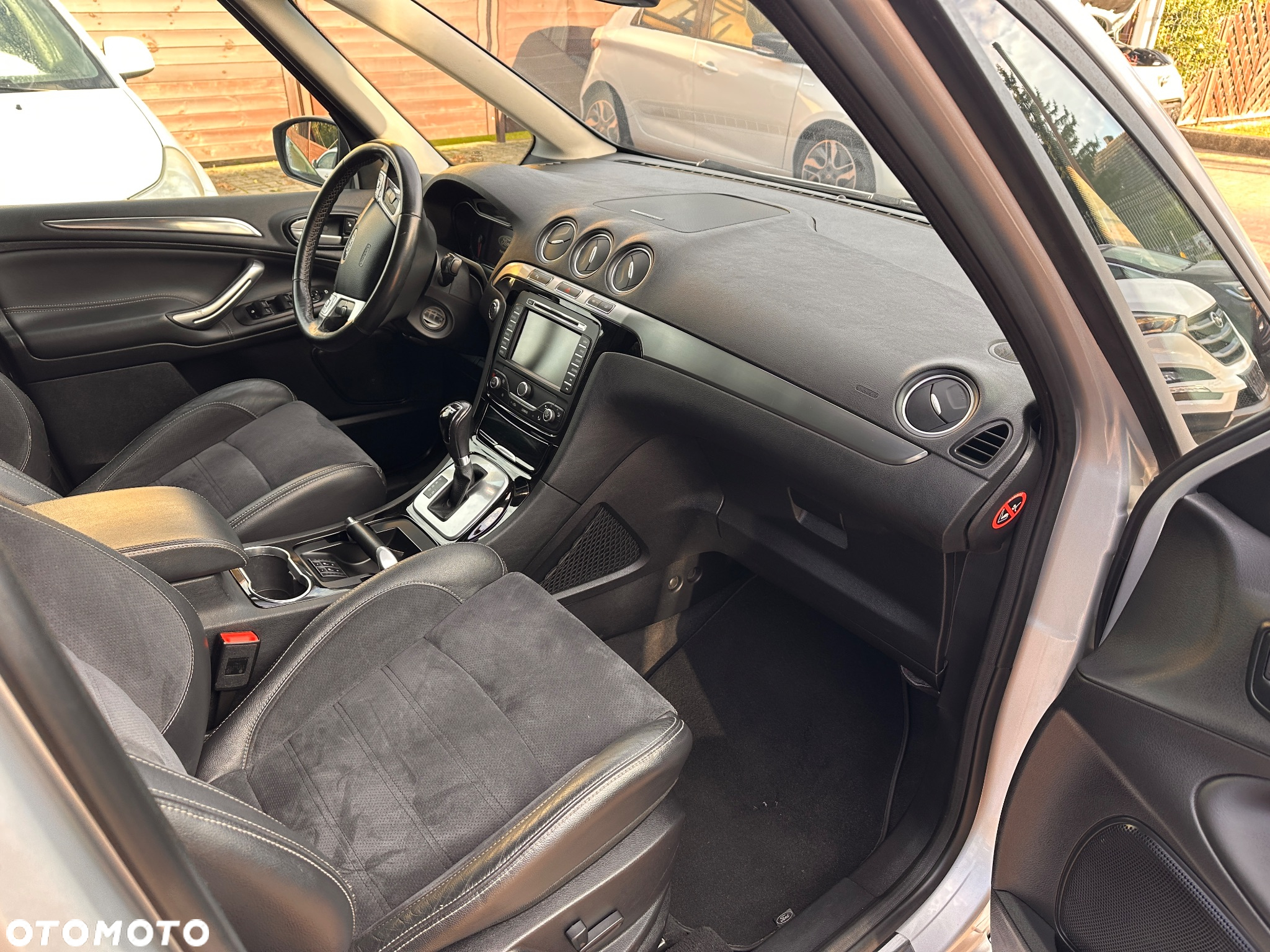 Ford Galaxy 2.0 TDCi Platinium X (Titanium) MPS6 - 16