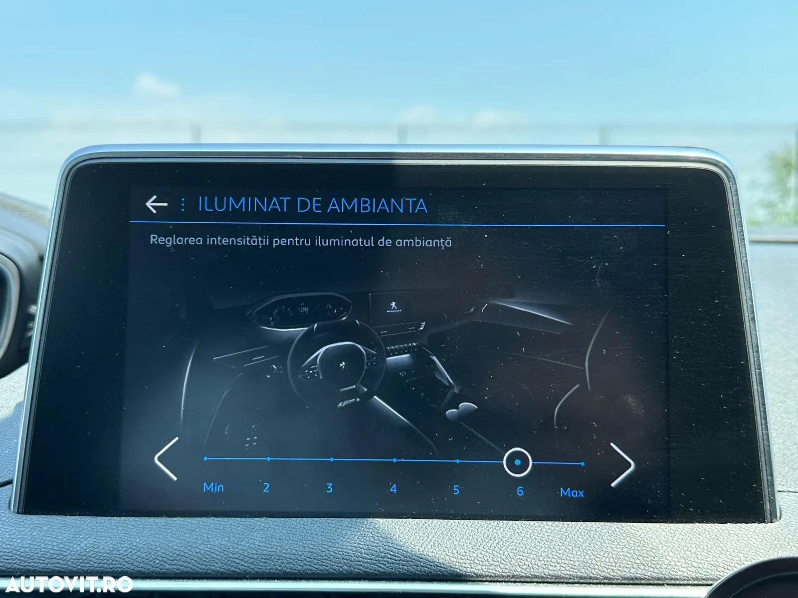 Peugeot 5008 1.6 Puretech Turbo s&s EAT8 Allure - 33