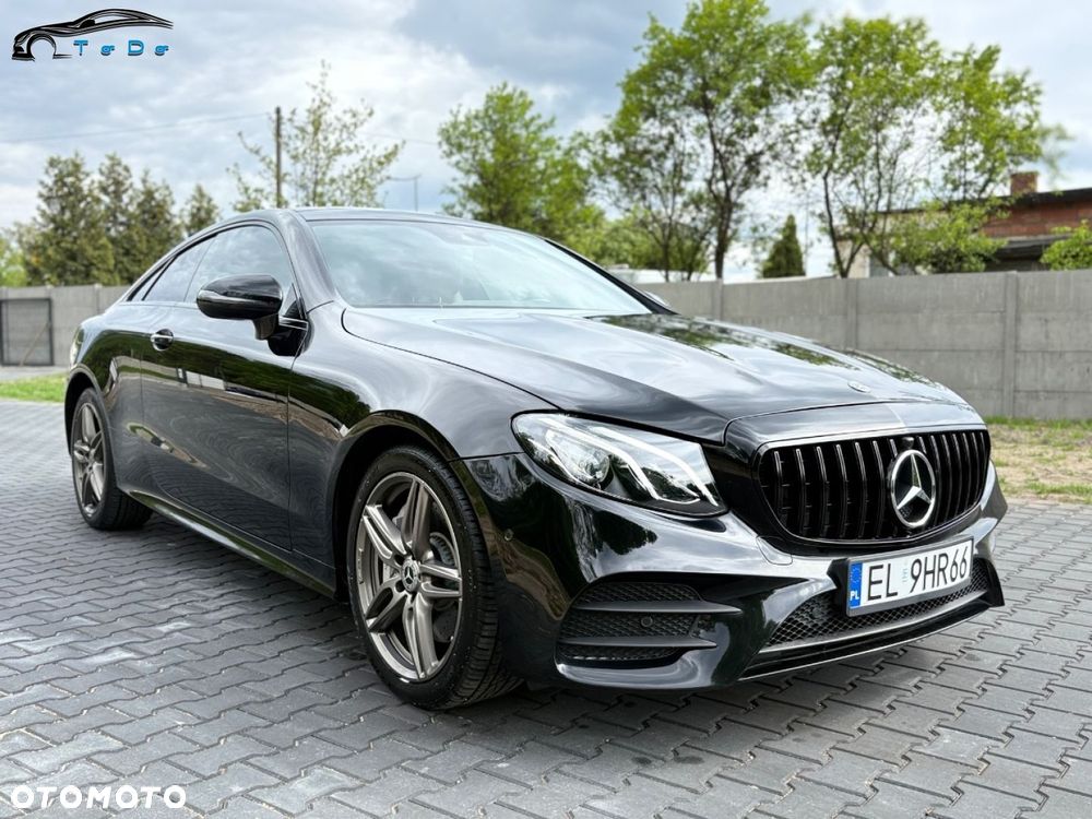Mercedes-Benz Klasa E 400 4Matic 9G-TRONIC 25th Anniversary Edition - 3