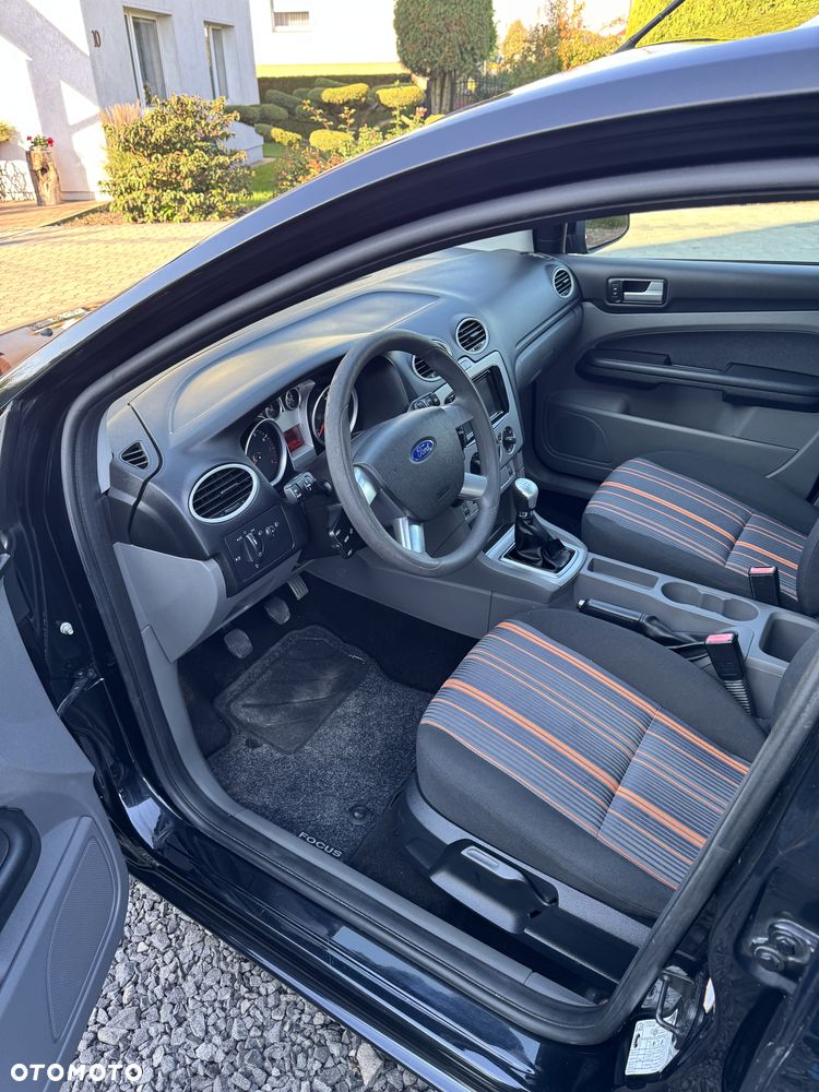 Ford Focus - 14