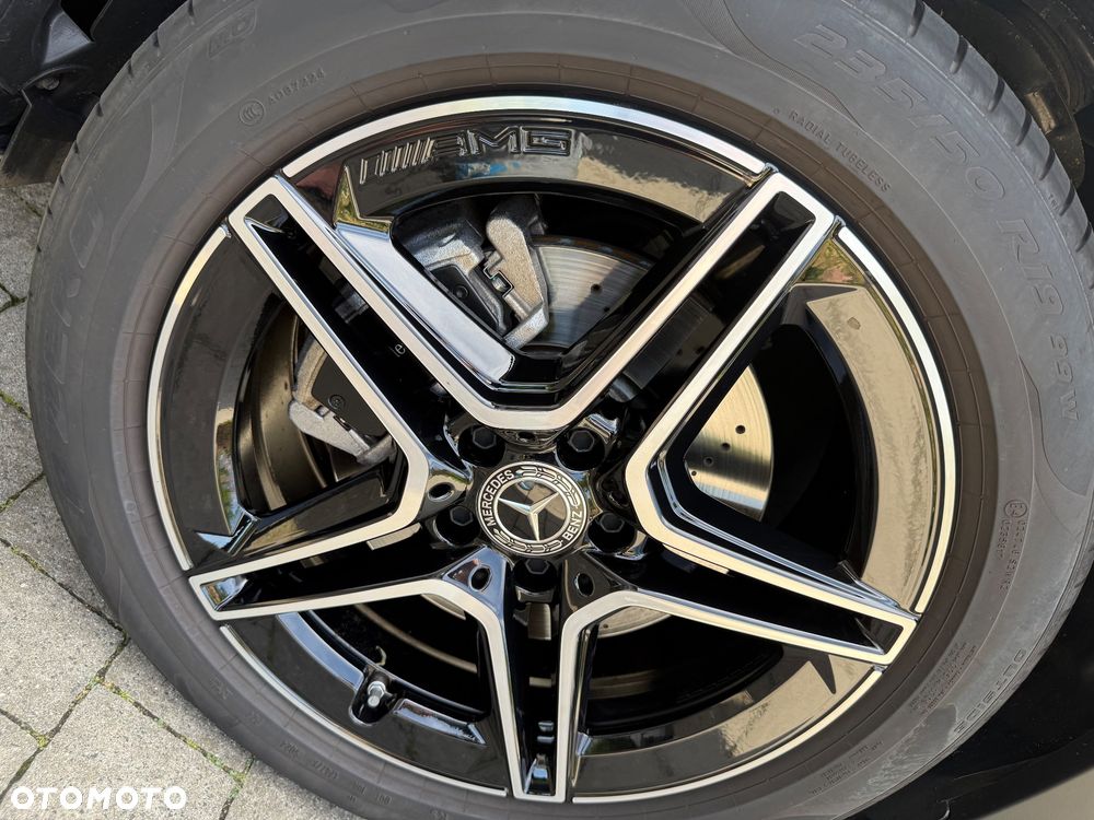 Mercedes-Benz GLB 200 d 4-Matic AMG Line 8G-DCT - 13