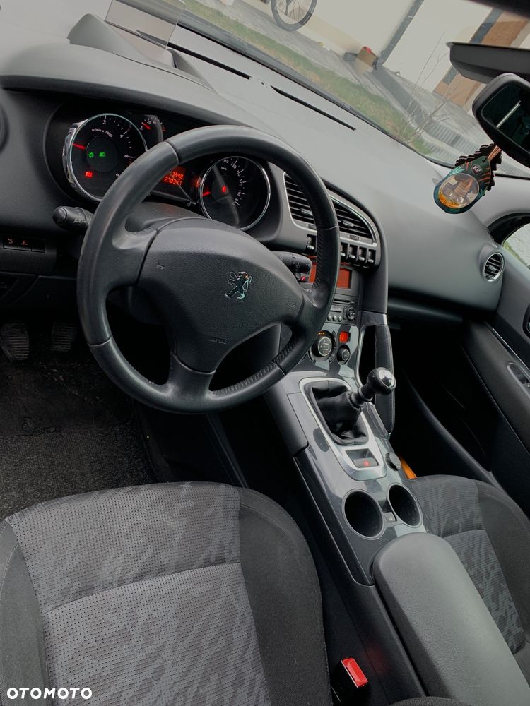 Peugeot 3008 1.6 HDi Trendy - 8