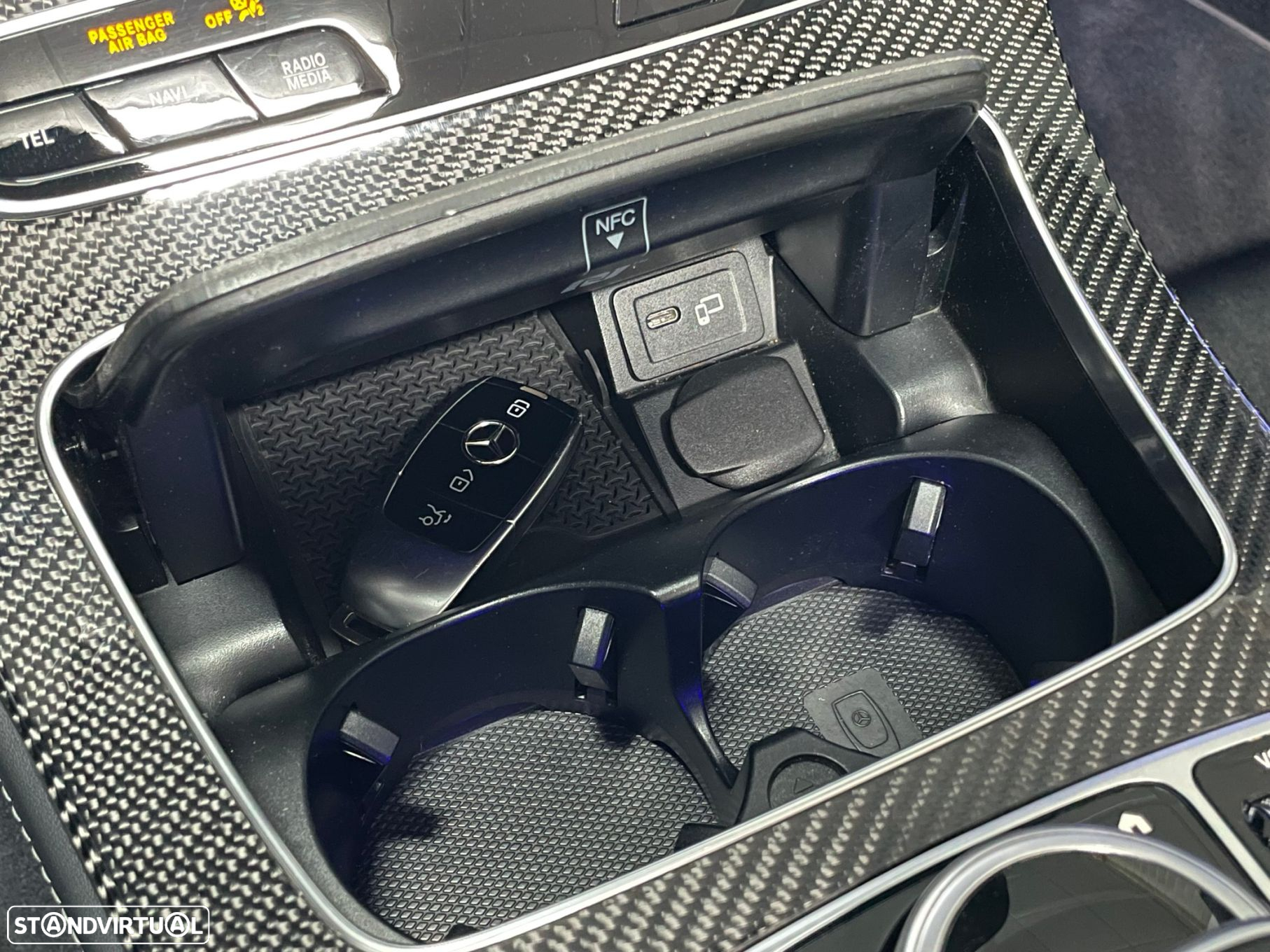 Mercedes-Benz E 220 d AMG Line - 28