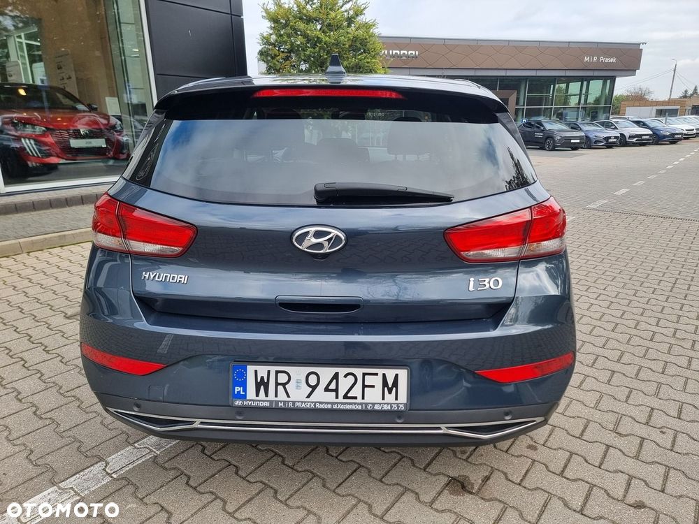 Hyundai i30 1.5 DPI Smart - 14