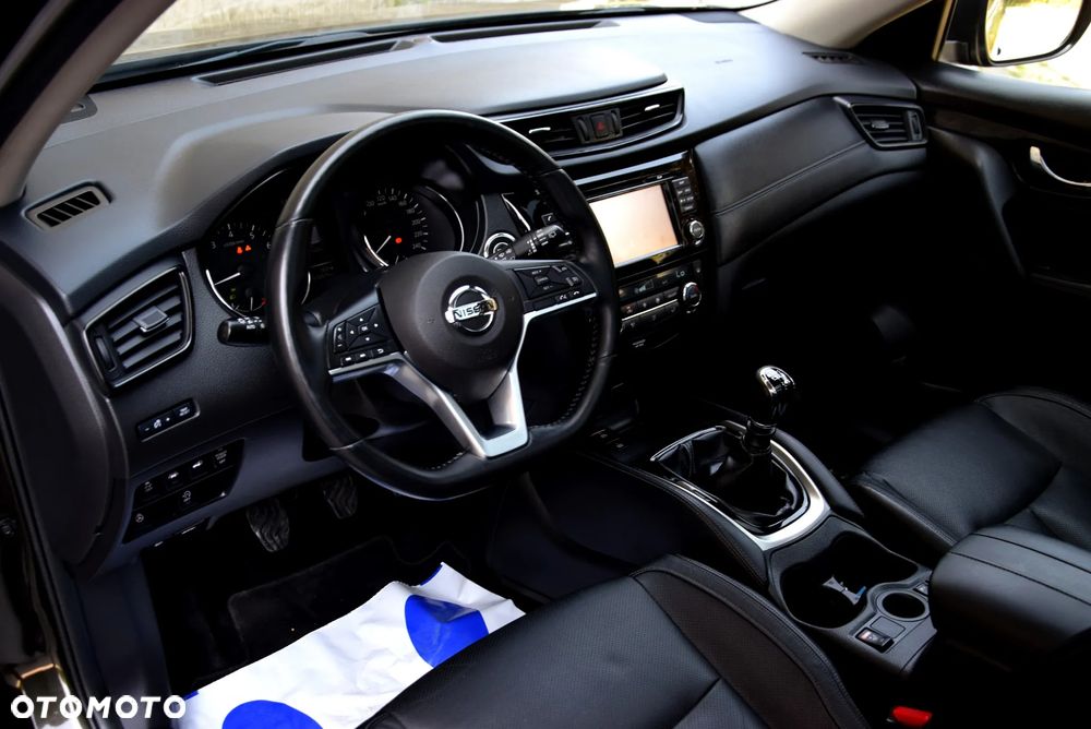 Nissan X-Trail 1.6 DIG-T Tekna 2WD - 15