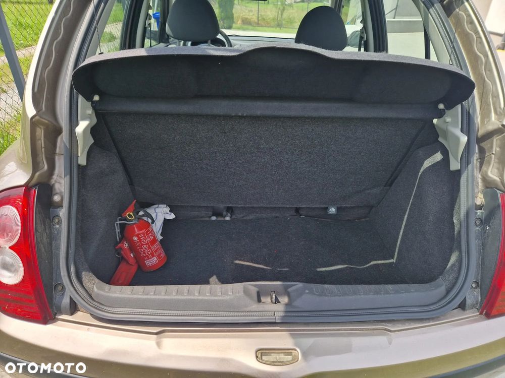 Nissan Micra 1.2 Visia AC/CD - 8