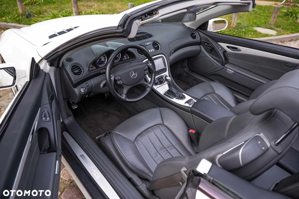 Mercedes-Benz SL - 22