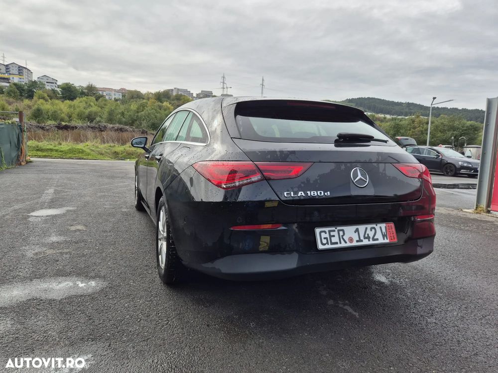 Mercedes-Benz CLA - 4