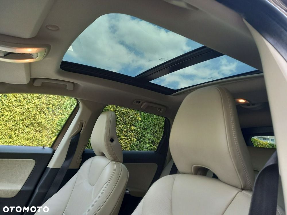 Volvo XC 60 DRIVe Summum - 33
