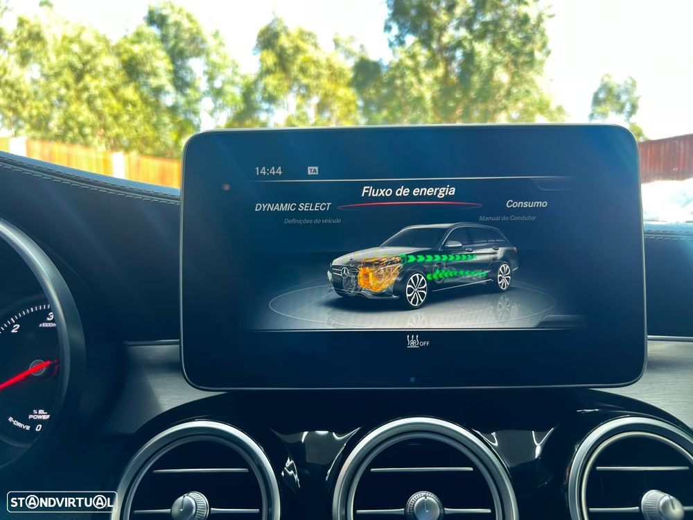 Mercedes-Benz C 300 BlueTEC Hybrid AMG Line - 30