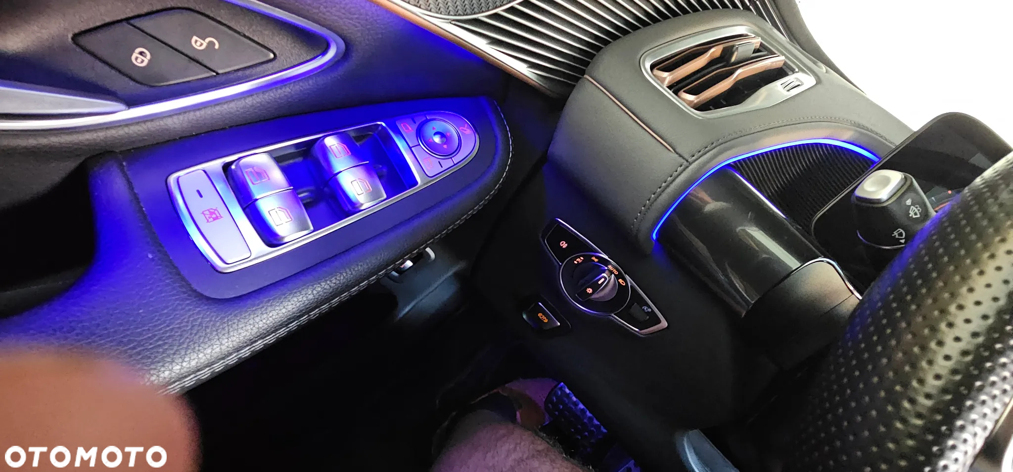 Mercedes-Benz EQC 400 4-Matic Sport - 23