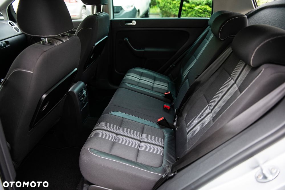 Volkswagen Golf Plus 1.2 TSI MATCH - 19