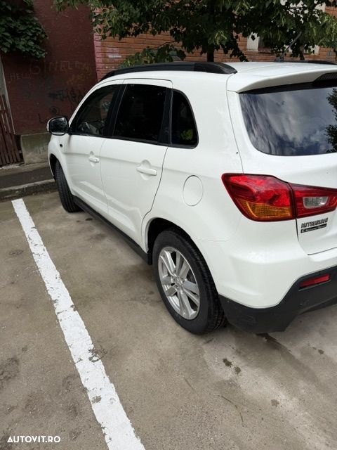 Mitsubishi ASX 1.8 DID 4WD Instyle U06 - 3