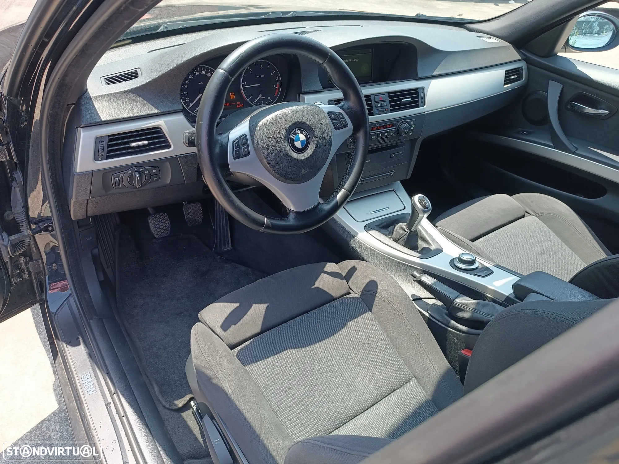 BMW 320 d Touring - 11