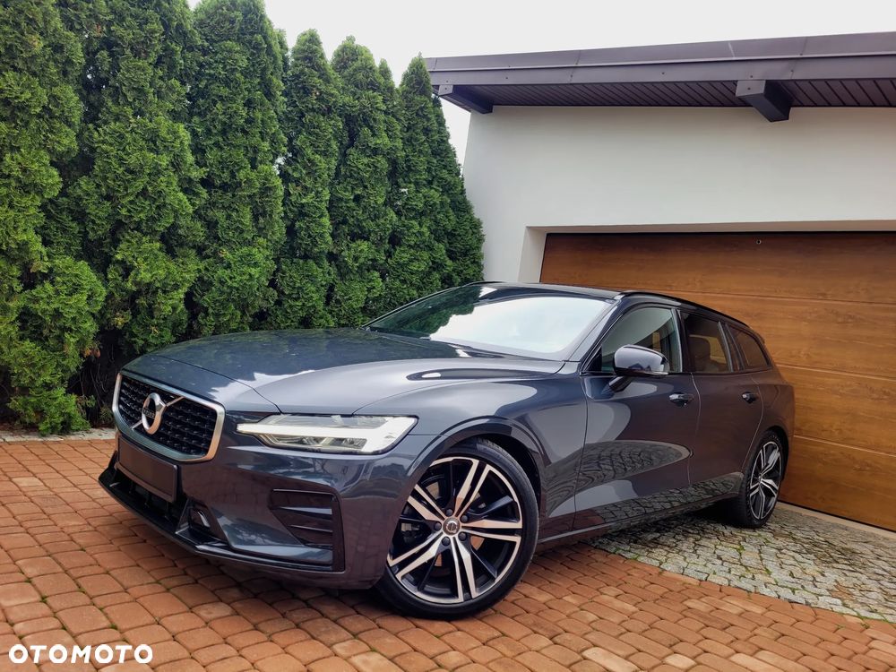 Volvo V60 T4 R-Design - 2