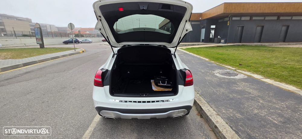 Mercedes-Benz GLA 200 - 7