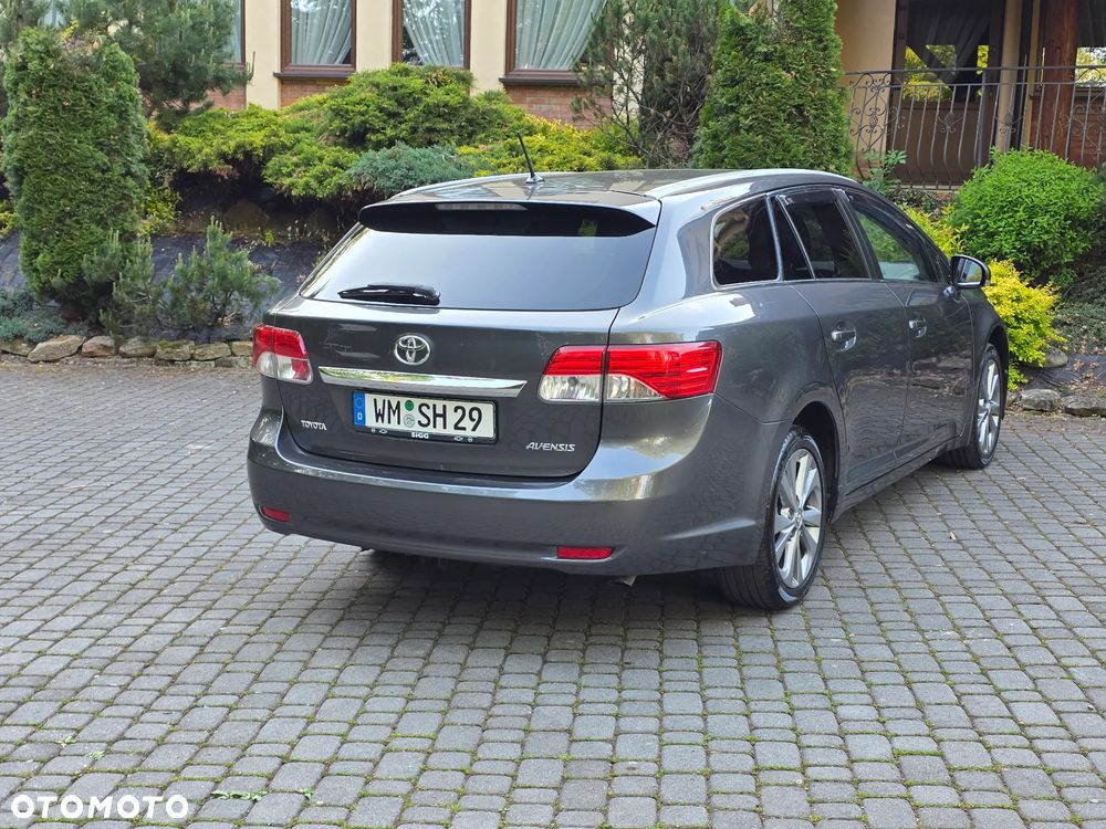 Toyota Avensis 2.0 D-4D Edition - 5