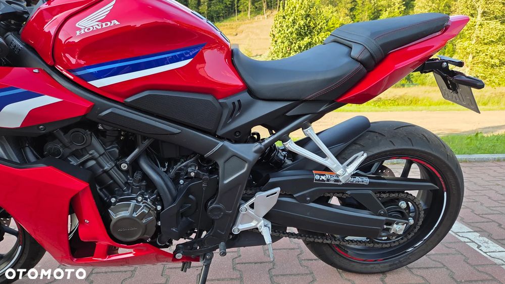 Honda CBR - 7