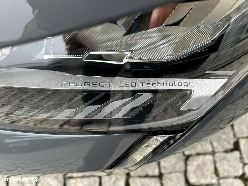 Peugeot 308 1.2 PureTech Allure Pack - 12