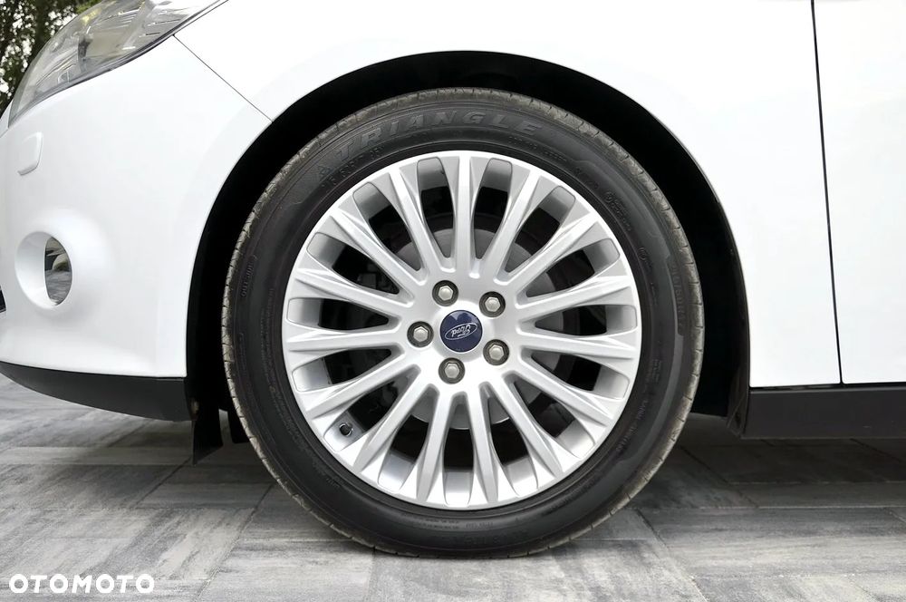 Ford Focus - 27