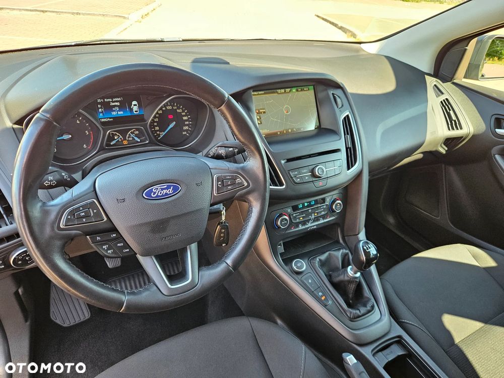 Ford Focus 1.5 TDCi DPF Start-Stopp-System Trend - 9