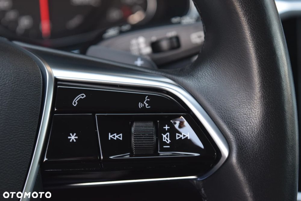 Audi A6 Avant 50 TDI mHEV Quattro Sport Tiptronic - 23