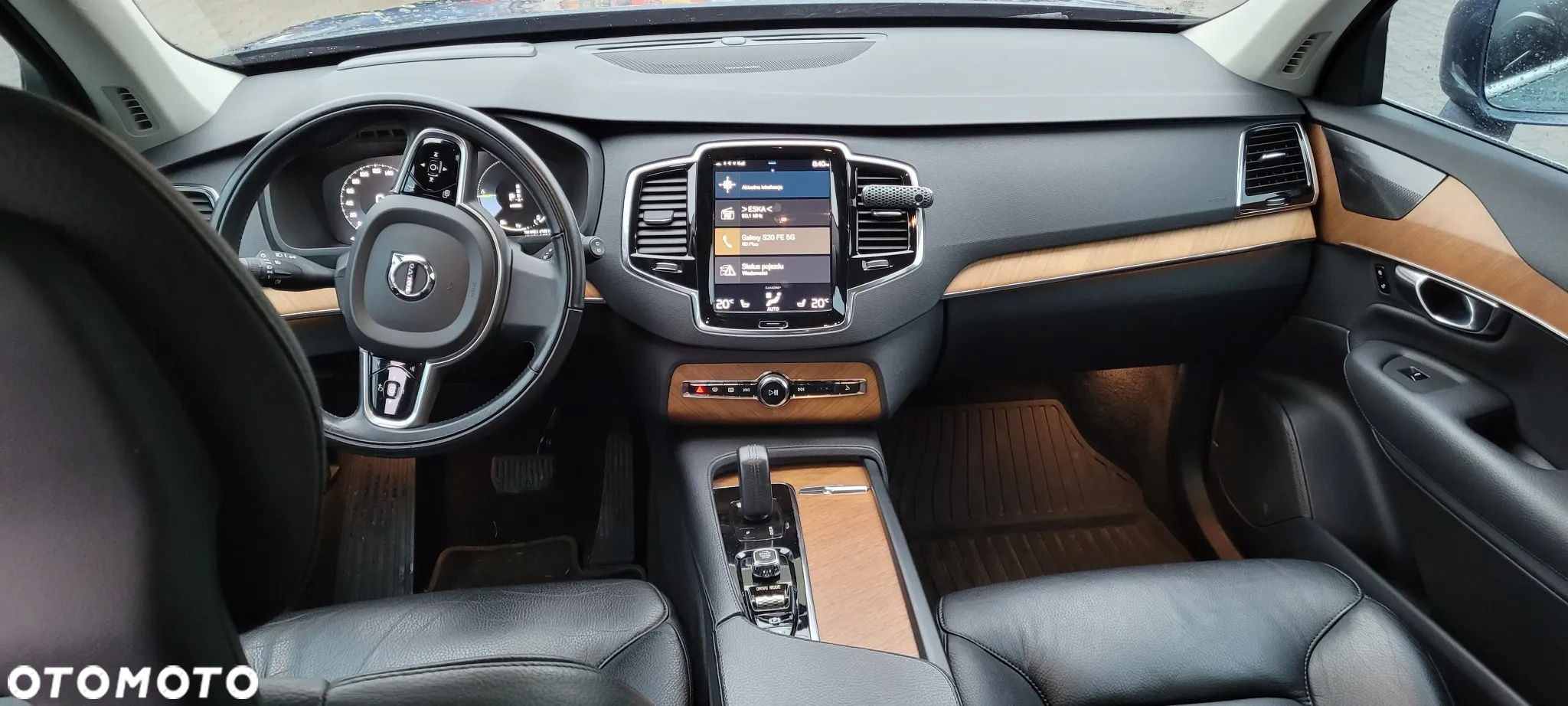 Volvo XC 90 - 22