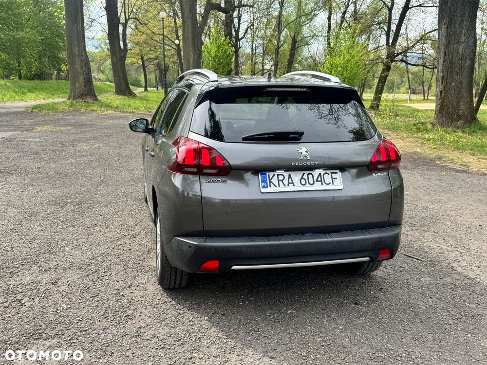 Peugeot 2008 1.6 BlueHDi Style - 6