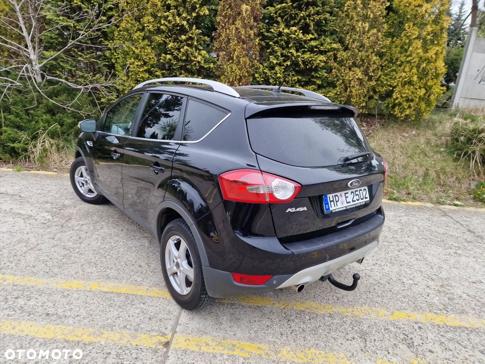 Ford Kuga 2.0 TDCi 4x4 Titanium - 4